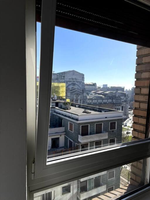 Filzi Appartamento Centrale Milan Bagian luar foto